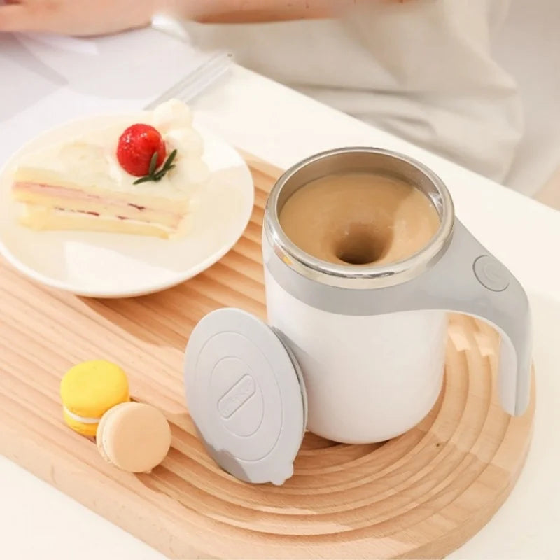 Self-Stirring Coffee Mug – Rechargeable Electric Mixing Cup (No Spoon Needed)