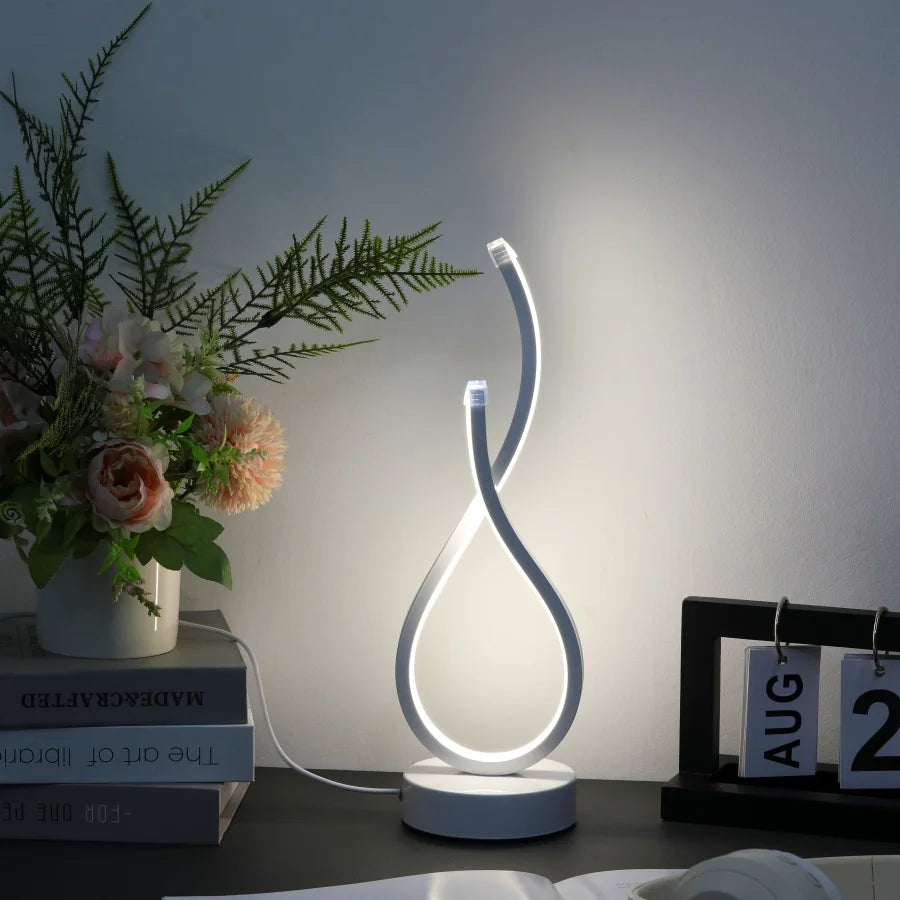 1PC Creative Modern Elegant White LOVE Gesture Desktop Lamp, USB Power Supply - Three-color Lighting, Suitable for Various Occas